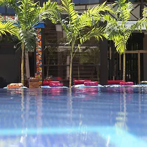 2* Hotel Chaykovski Boutique H